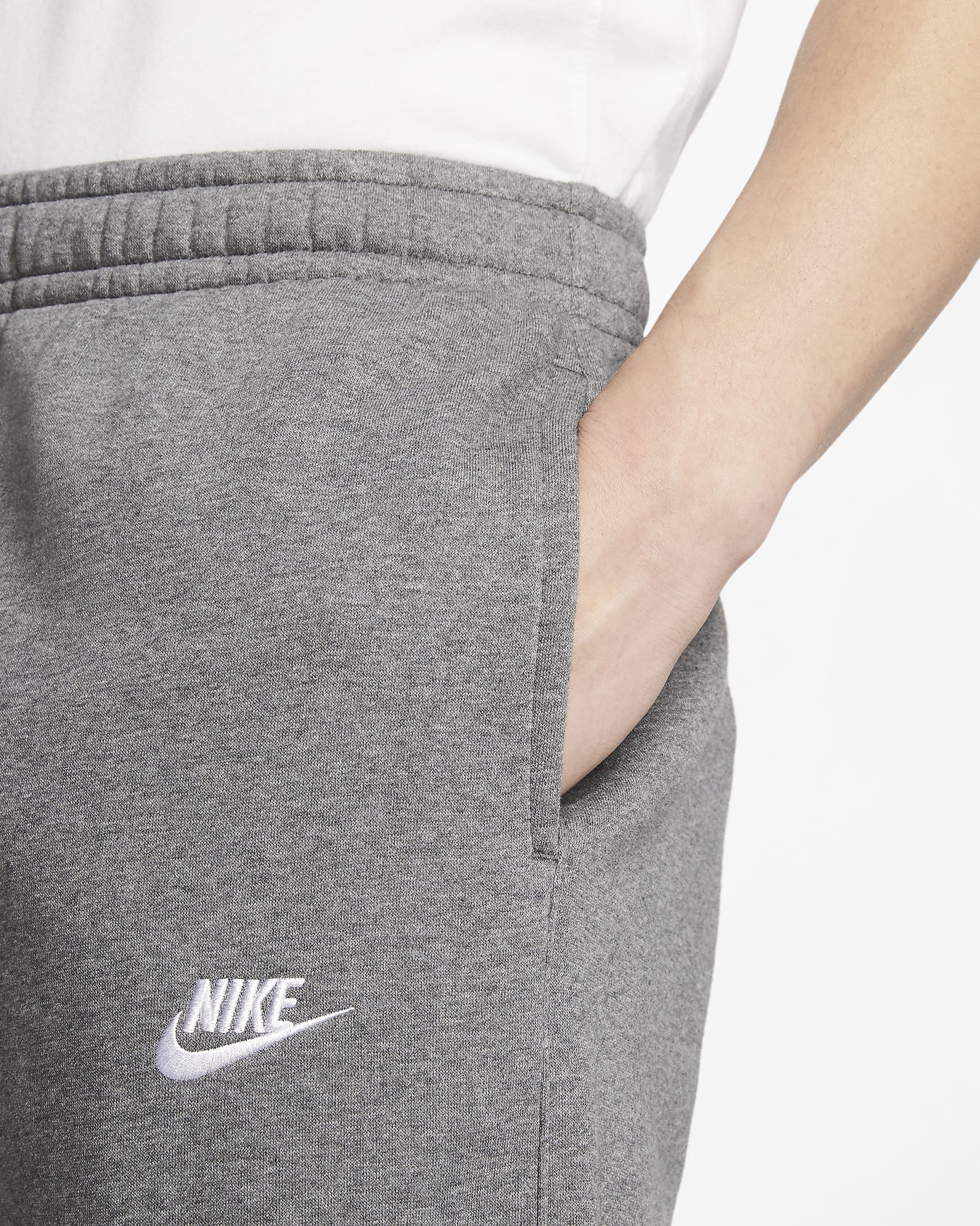 Men's nike club fleece joggers hotsell