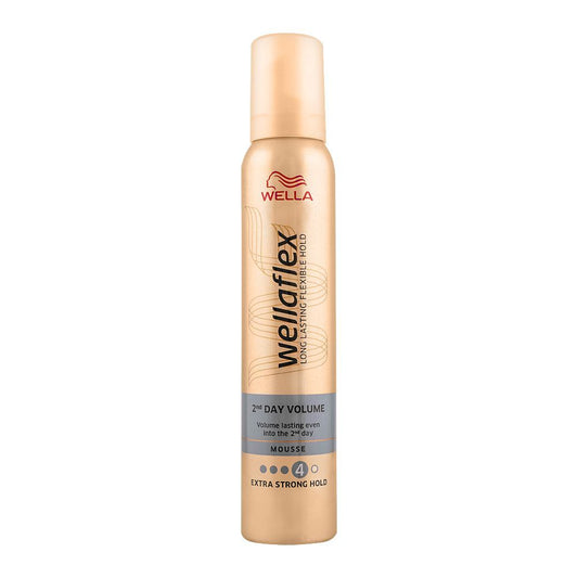 Wella Wellaflex 2nd Day Volume 4 Hair Mousse, Extra Strong Hold, 250ml - Front View