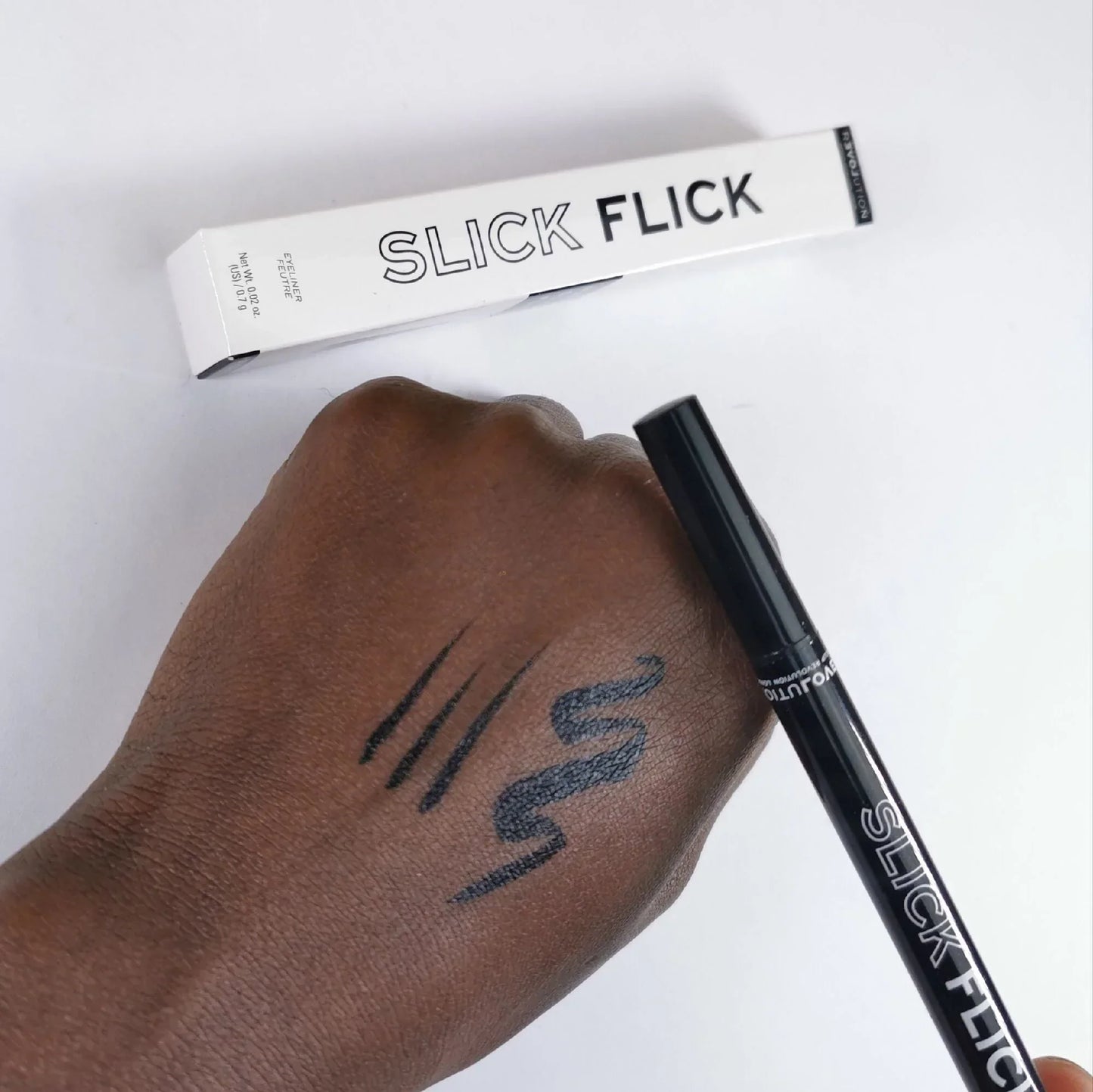 Revolution - Relove Slick Flick Eyeliner Black