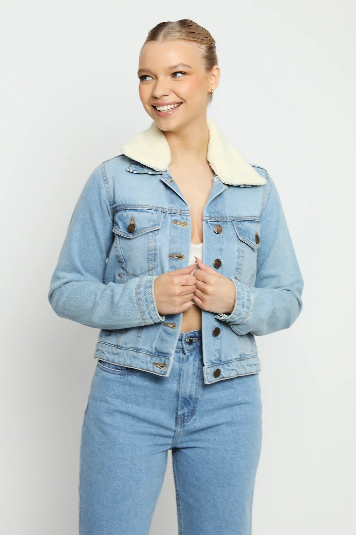 Women Fur Collar Light Blue Denim Jacket Close View - Ace Cart